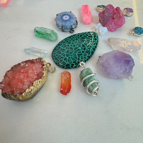 Stone Pendant Lot - Picture 3 of 11